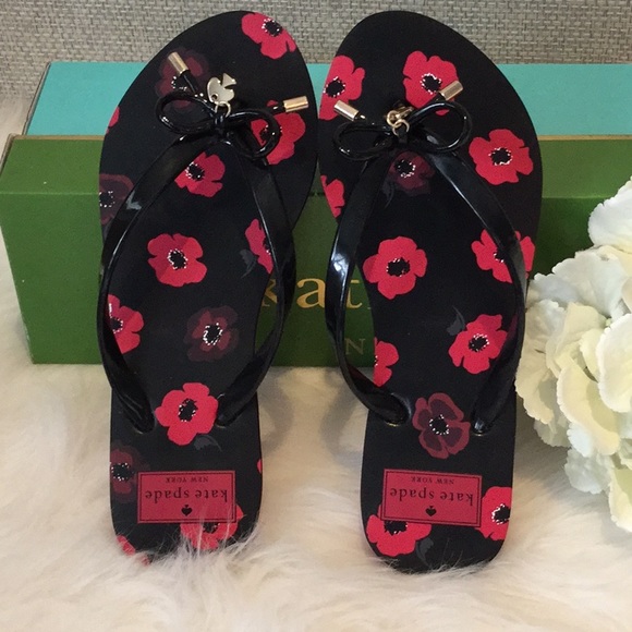 kate spade nova flip flops black